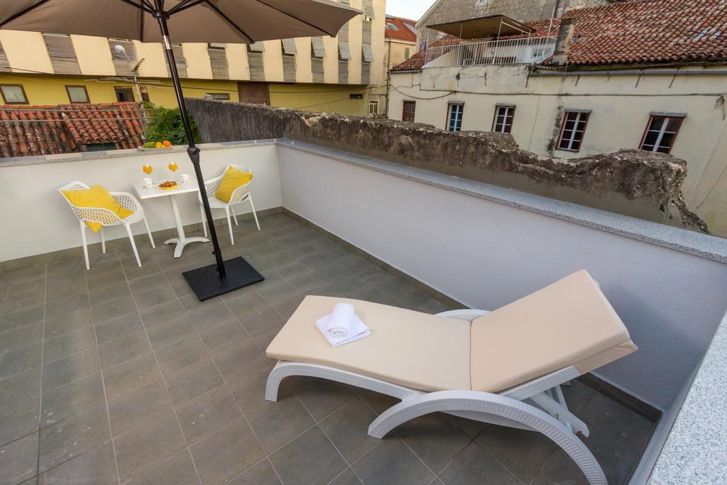Lux Apartment Arija Split Buitenkant foto