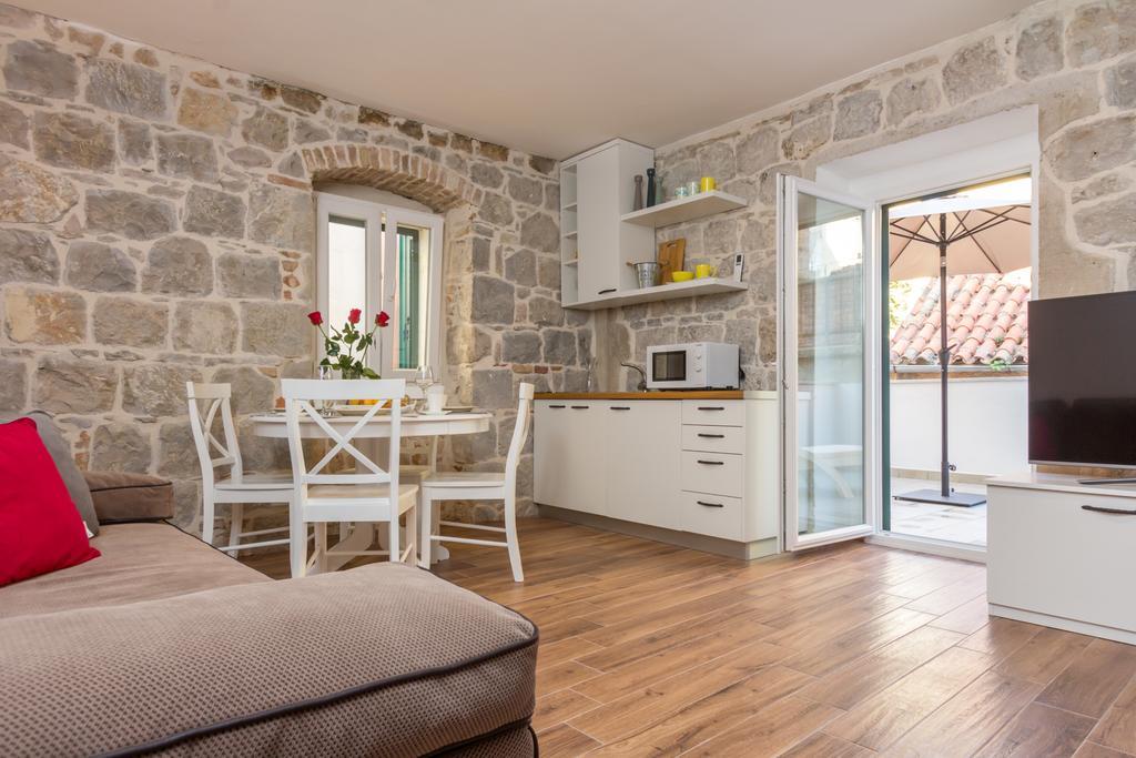 Lux Apartment Arija Split Buitenkant foto