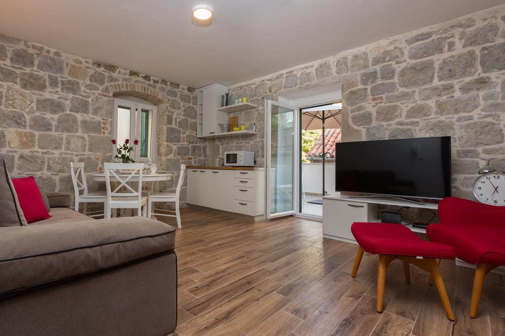 Lux Apartment Arija Split Buitenkant foto